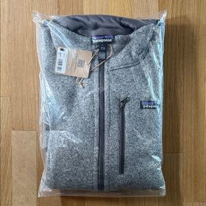 Patagonia Men’s Better Sweater- heather grey BRAND NEW never been opened